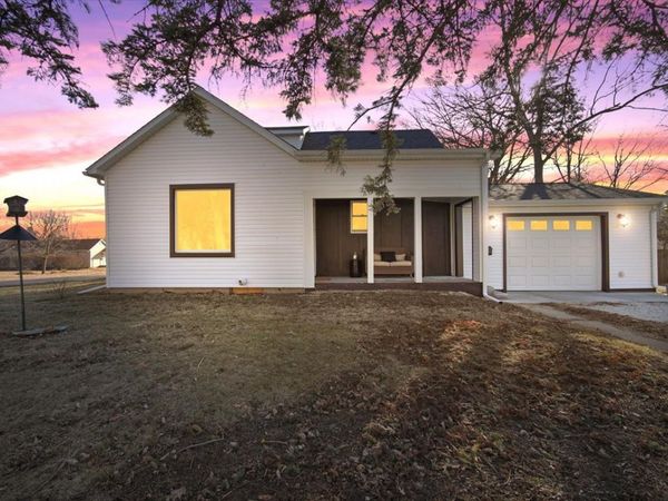 509 E Ash Street, Fairbury, IL 61739