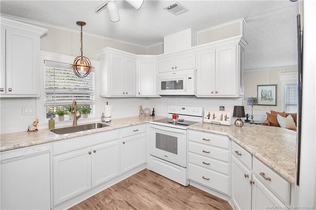 551 Barb Ann Lane, Port Saint Lucie, FL 34952 Photo