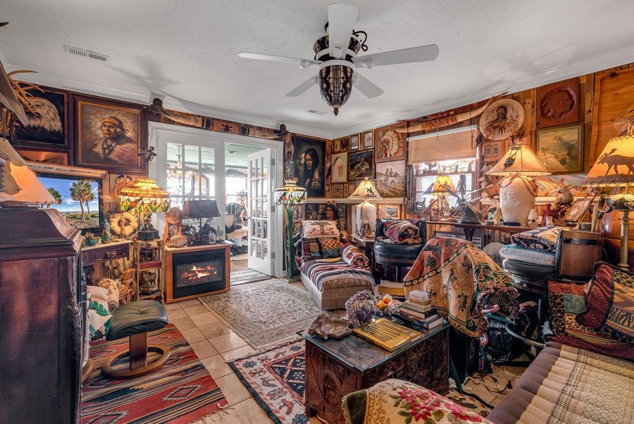 2023 Asbury St. Photo 9