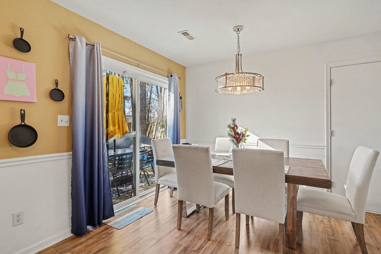 303 Clear Creek Circle Photo 6