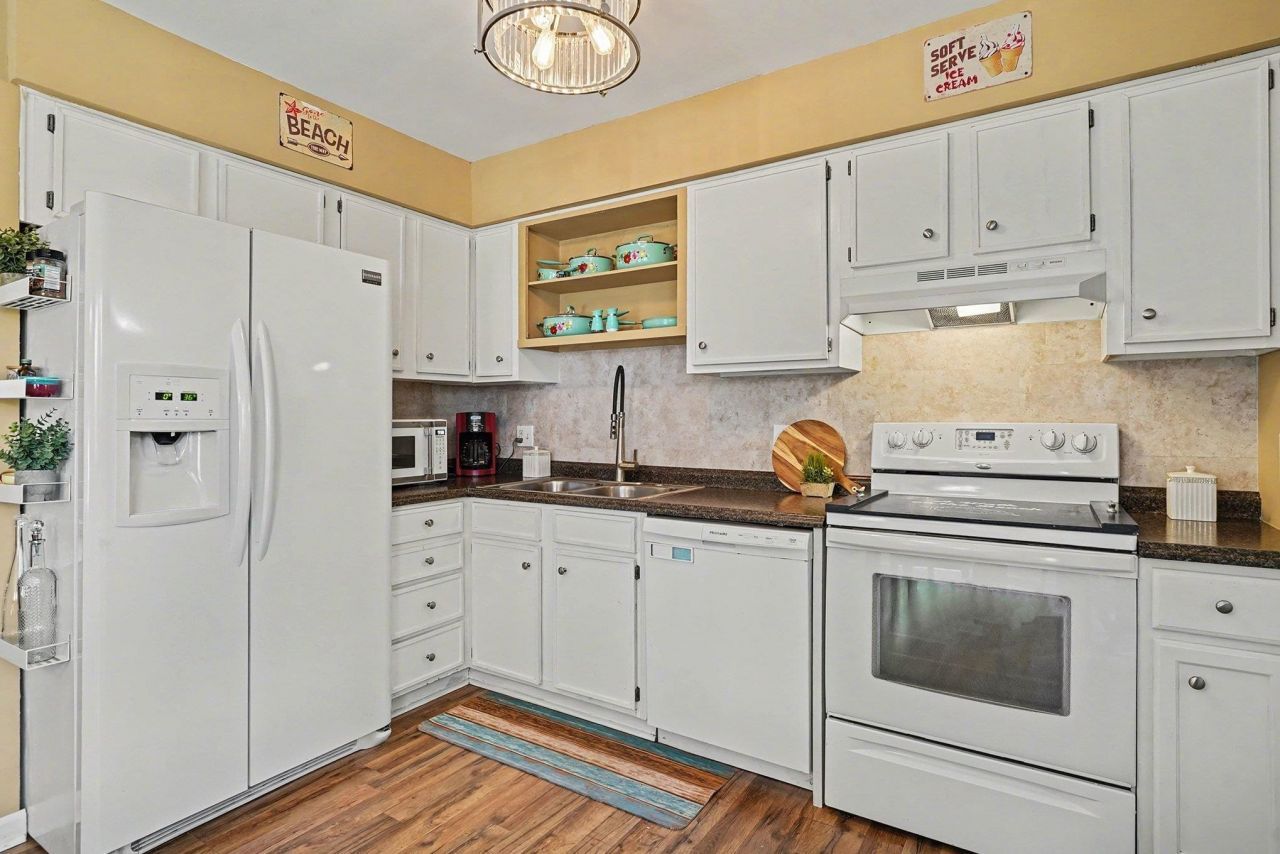 303 Clear Creek Circle Photo 8