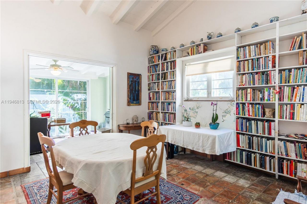 3835 Utopia Ct, Miami, FL 33133 Photo