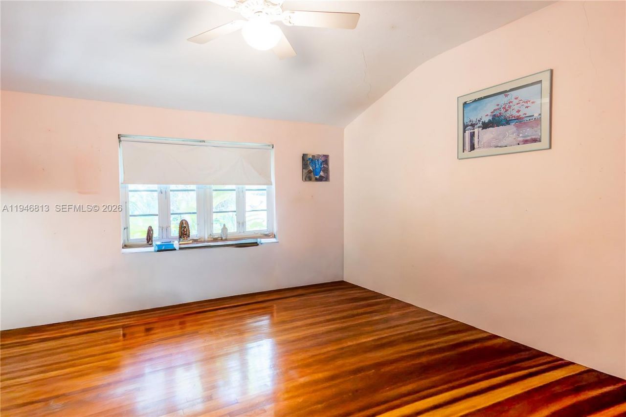 3835 Utopia Ct, Miami, FL 33133 Photo