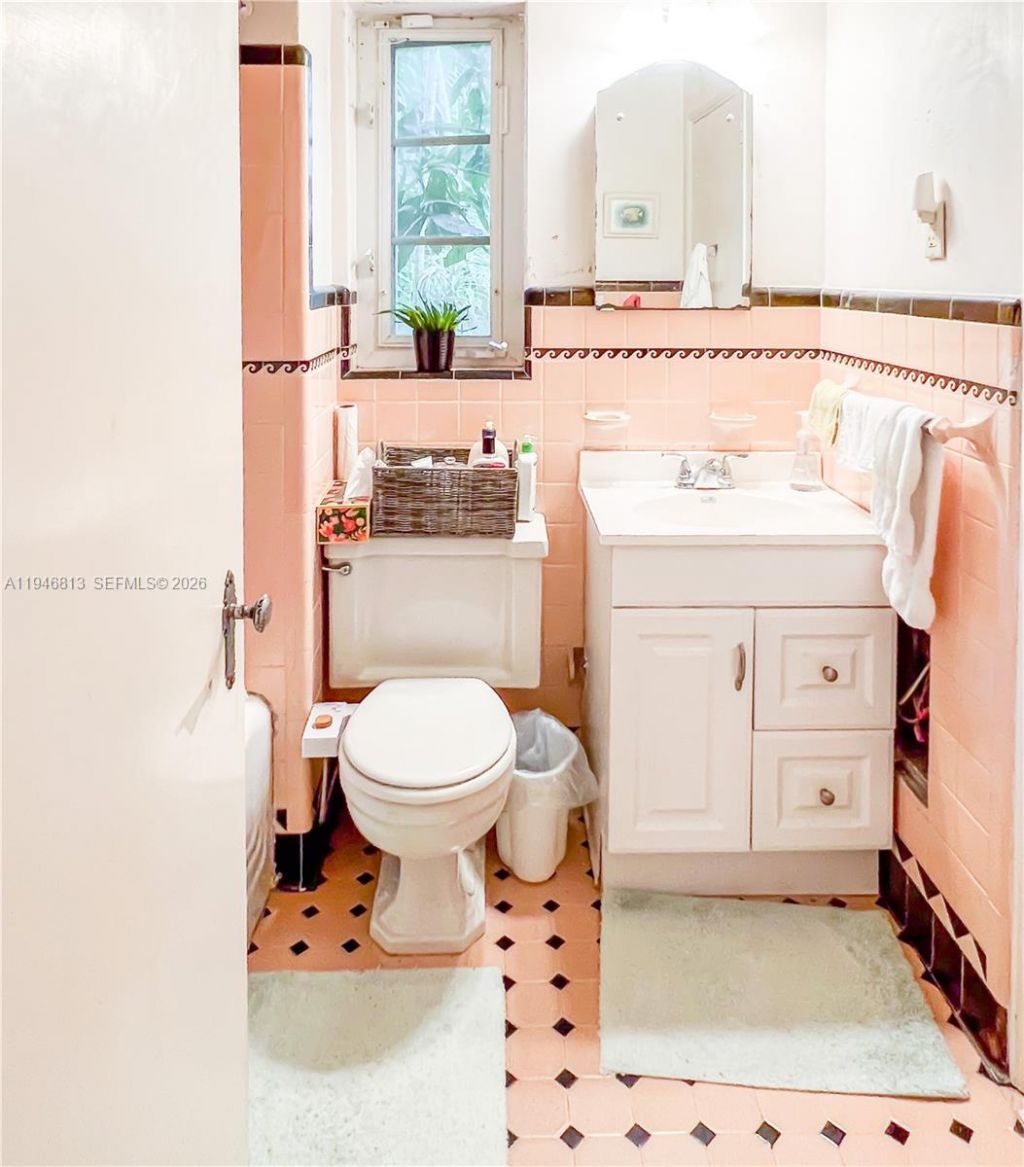 3835 Utopia Ct, Miami, FL 33133 Photo