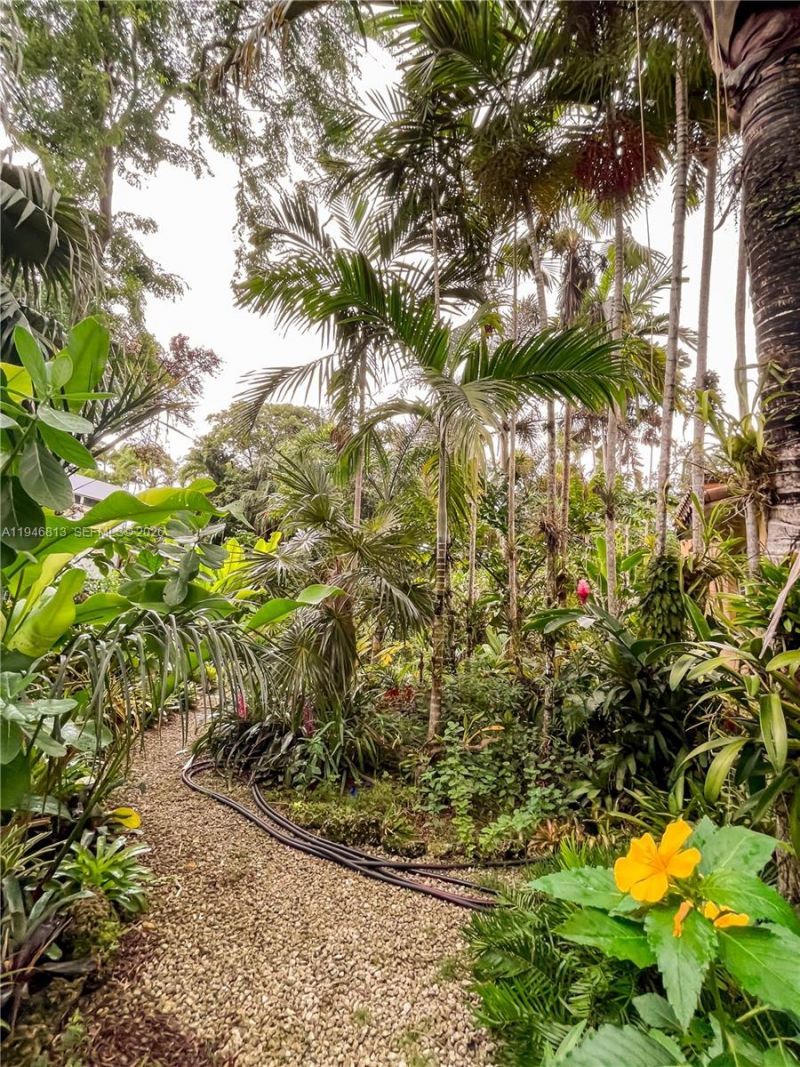 3835 Utopia Ct, Miami, FL 33133 Photo