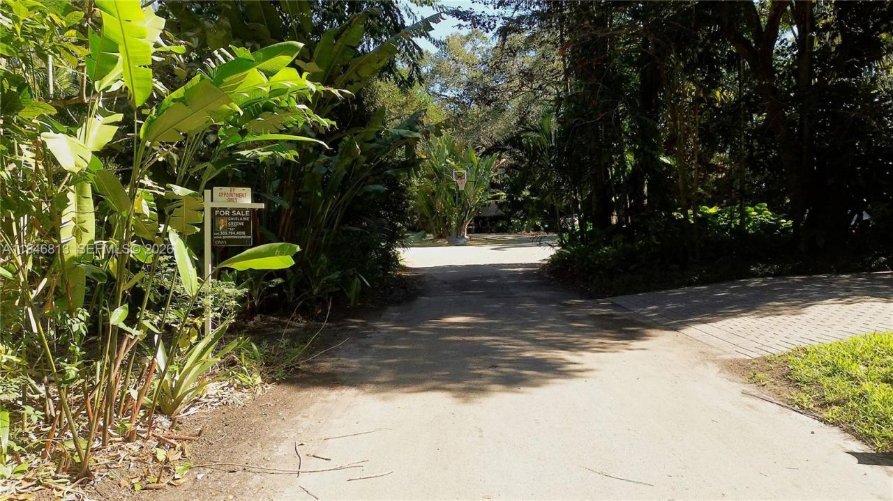 3835 Utopia Ct, Miami, FL 33133 Photo