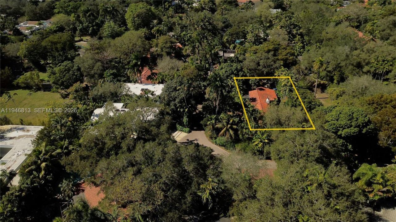 3835 Utopia Ct, Miami, FL 33133 Photo