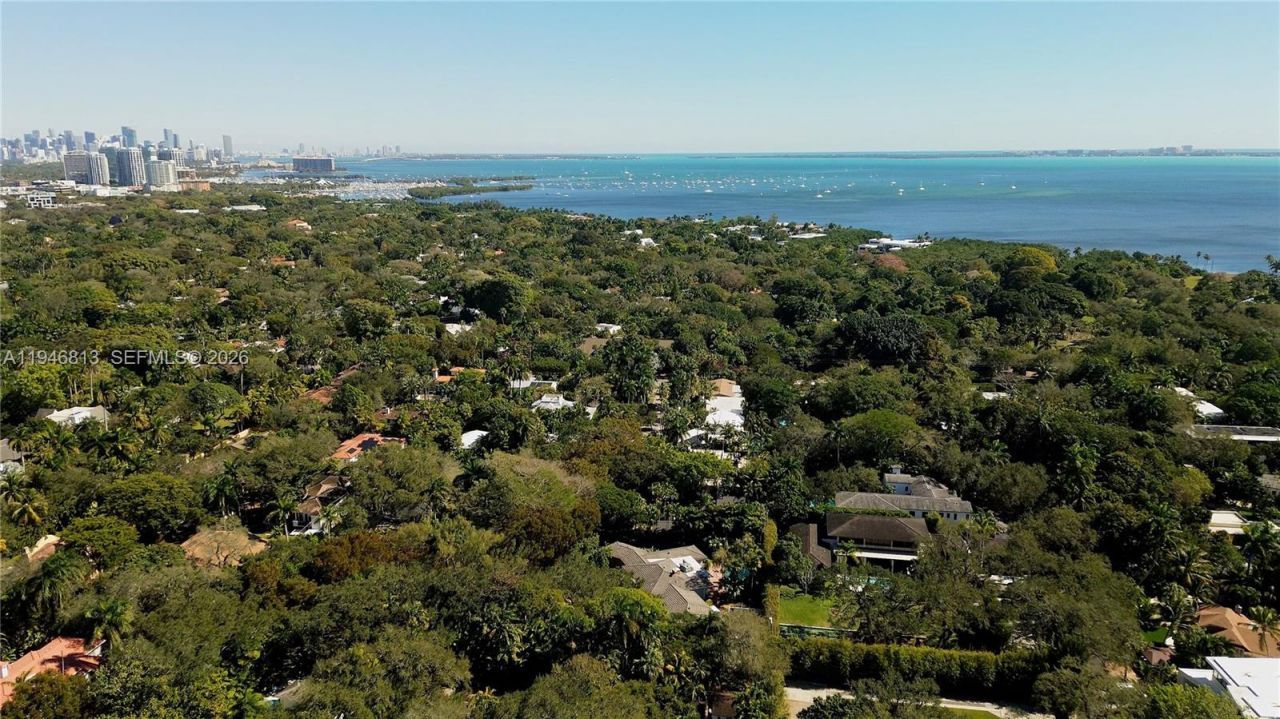 3835 Utopia Ct, Miami, FL 33133 Photo