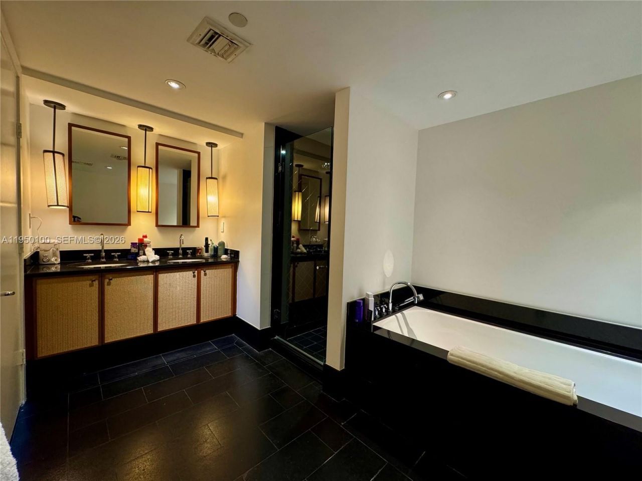 101 20th St, Unit 3501, Miami Beach, FL 33139 Photo