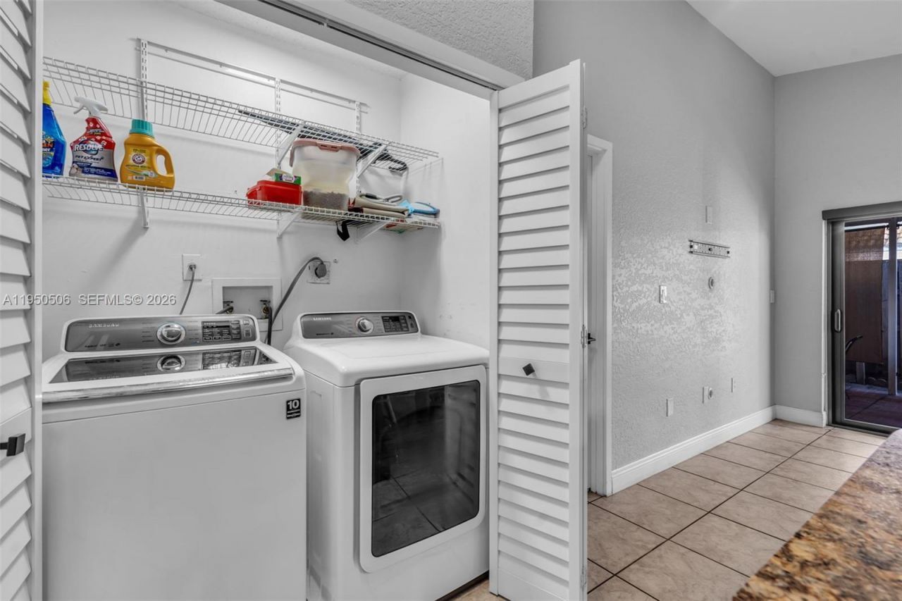 7579 W 31st Ave , Hialeah, FL 33018 Photo