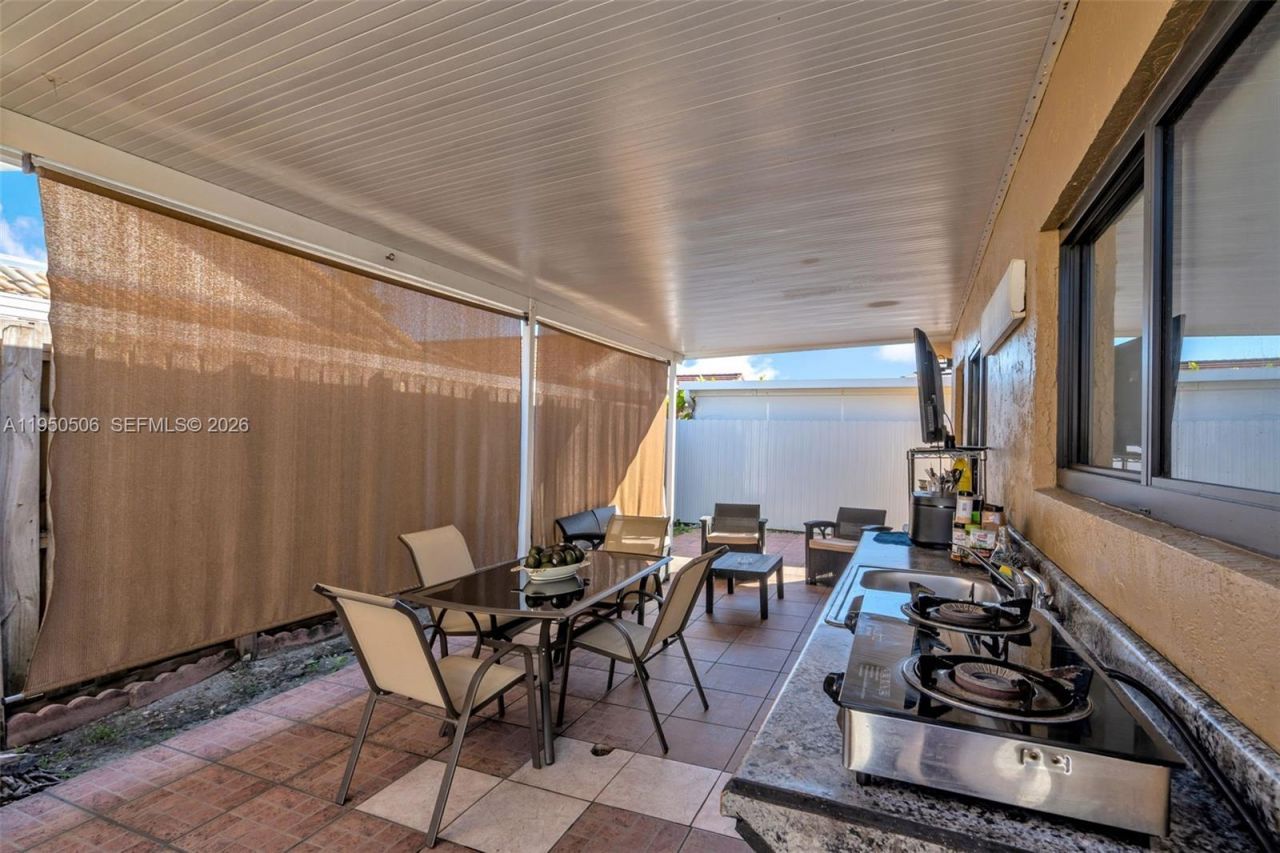 7579 W 31st Ave , Hialeah, FL 33018 Photo