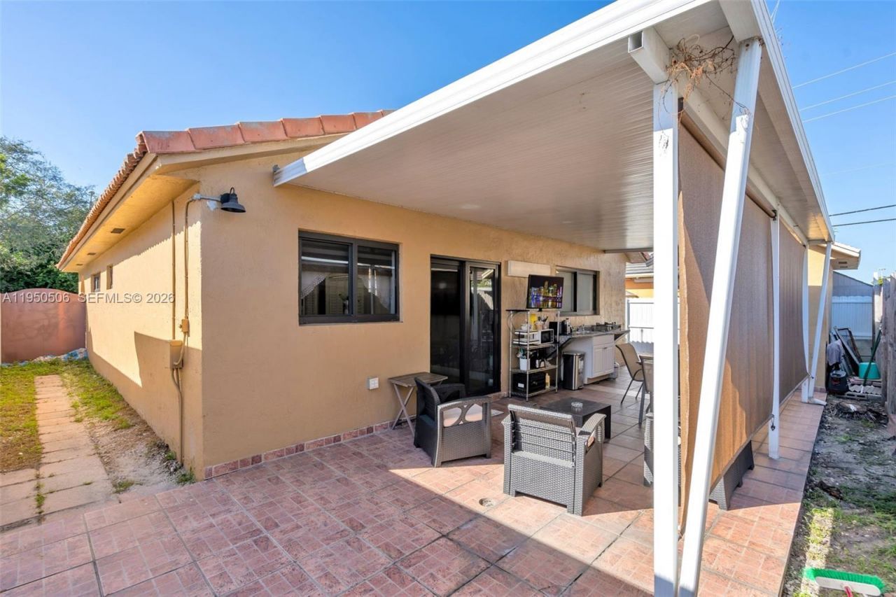 7579 W 31st Ave , Hialeah, FL 33018 Photo