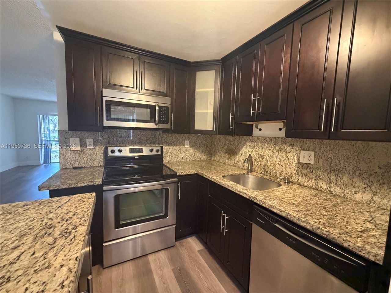 300 Gardens Dr, Unit 104, Pompano Beach, FL 33069 Photo