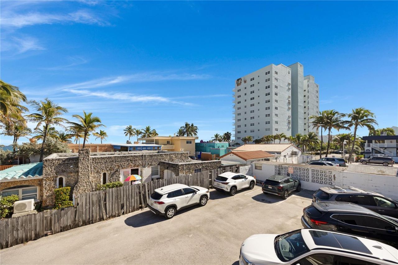 320 New York St , Hollywood, FL 33019 Photo