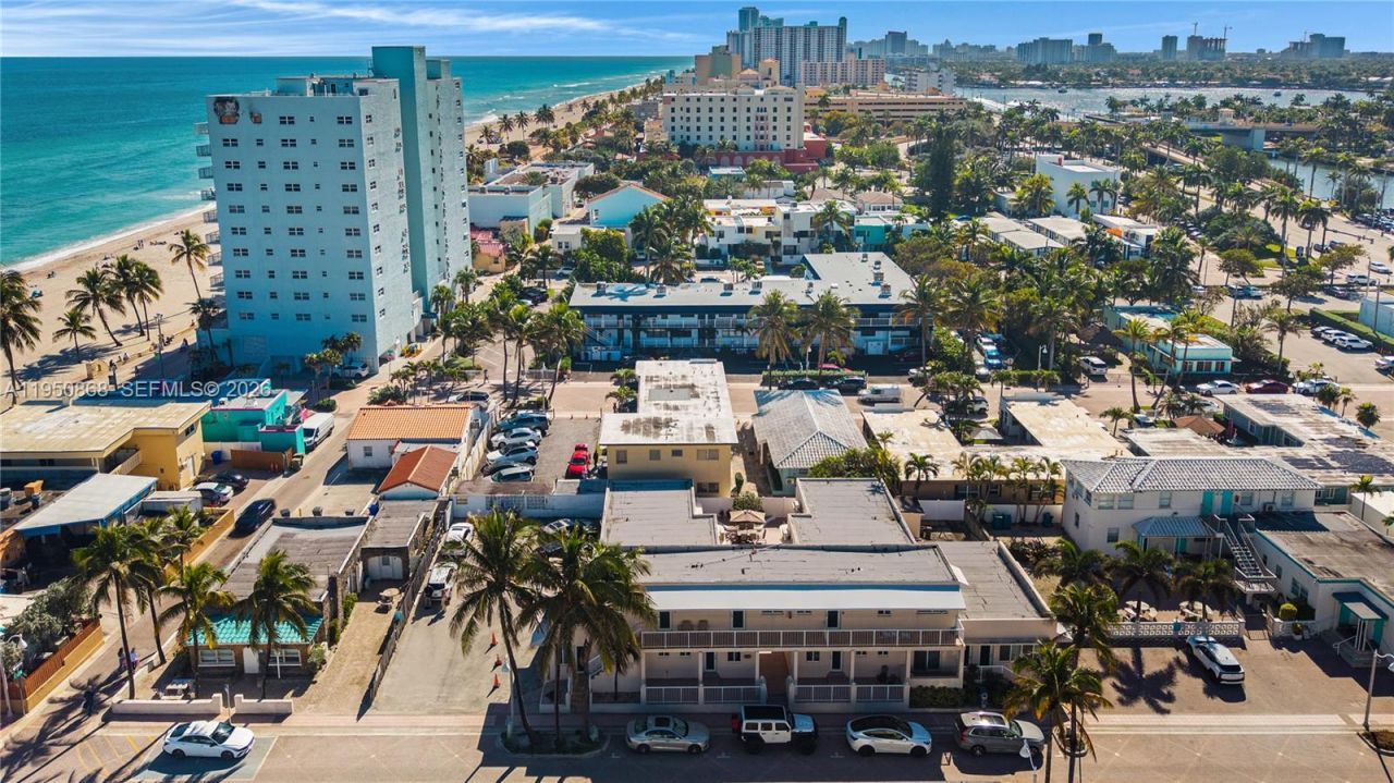320 New York St , Hollywood, FL 33019 Photo