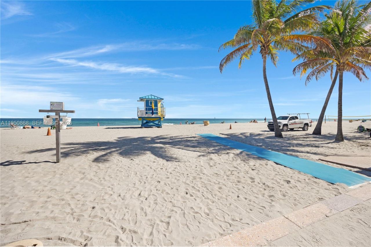 320 New York St , Hollywood, FL 33019 Photo