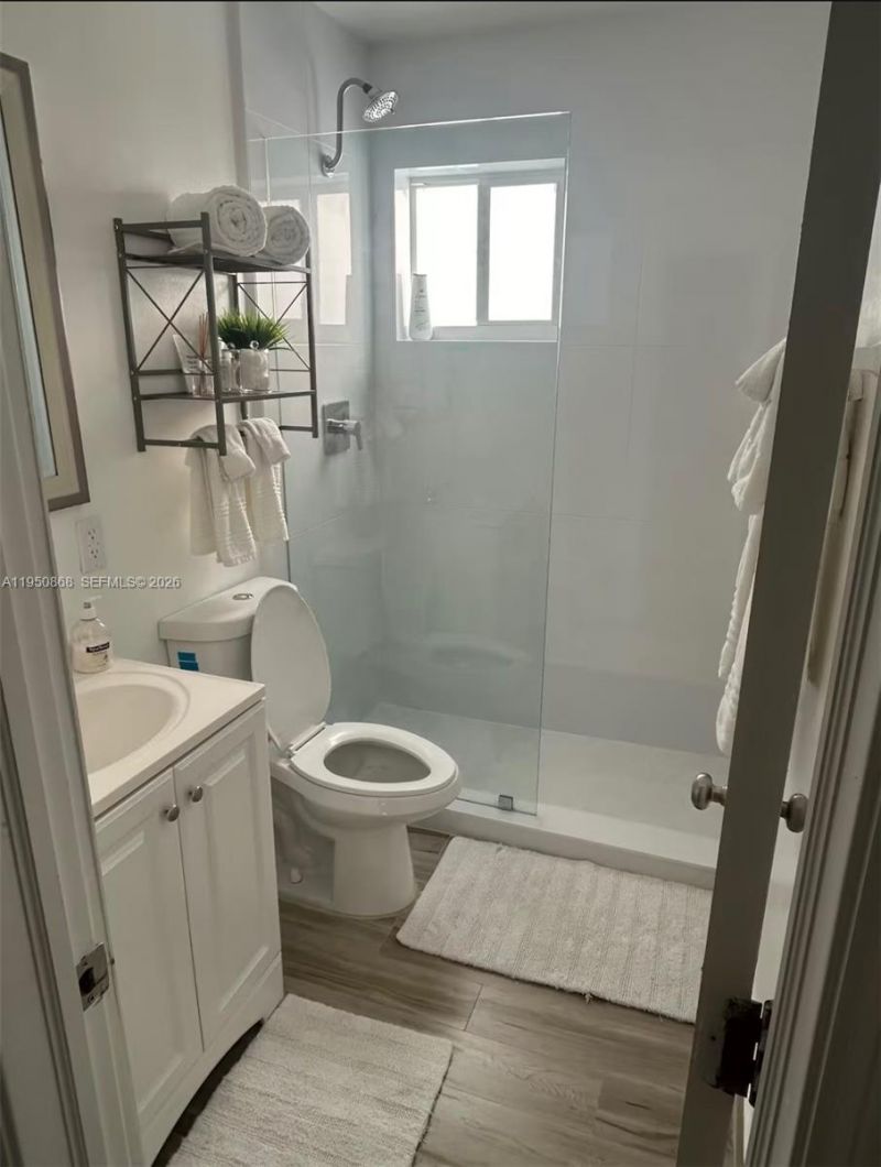 320 New York St , Hollywood, FL 33019 Photo