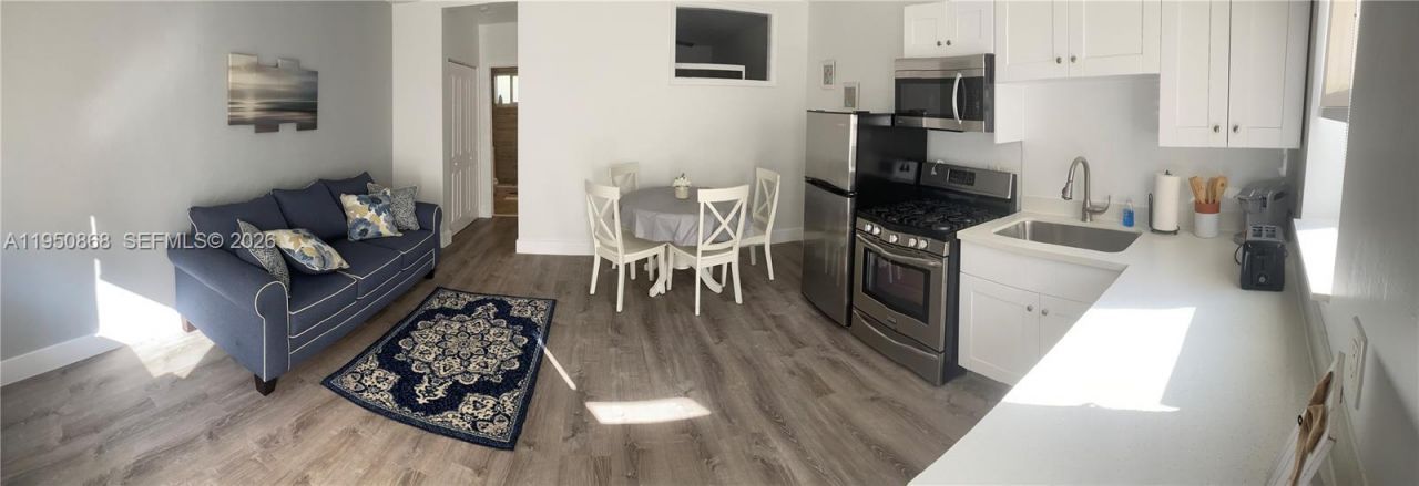 320 New York St , Hollywood, FL 33019 Photo