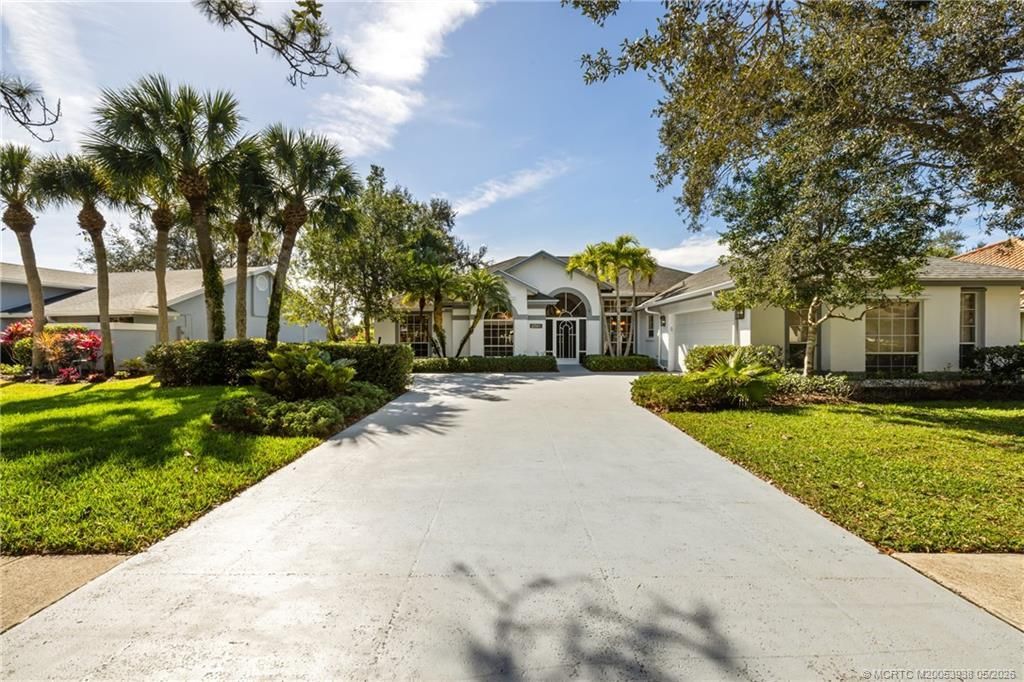 2368 SW Danforth Circle, Palm City, FL 34990 Photo