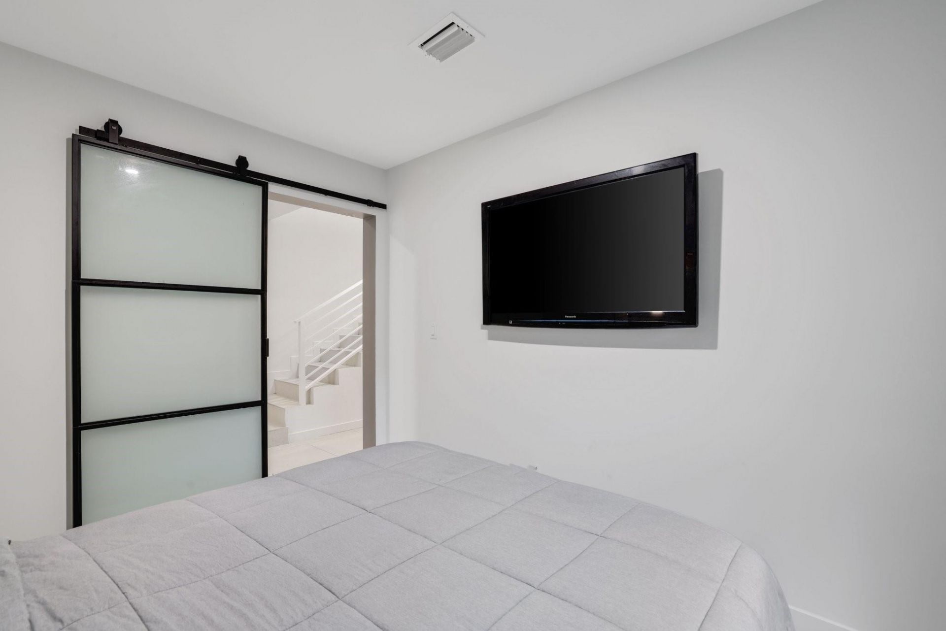 1124 NE 2nd Avenue, Unit 1124, Fort Lauderdale, FL 33304 Photo