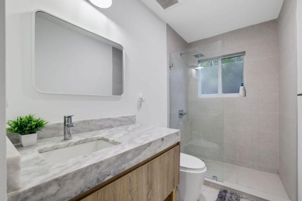 1124 NE 2nd Avenue, Unit 1124, Fort Lauderdale, FL 33304 Photo