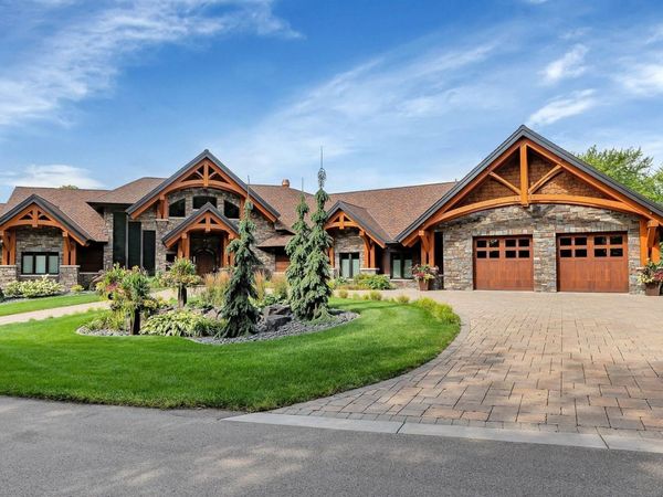 3121 Blackheath Drive, Saint Cloud, MN 56301