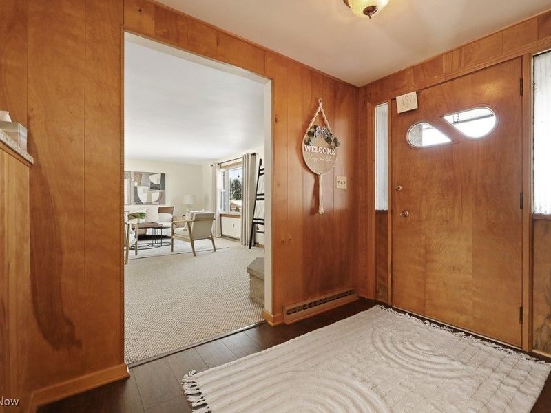 14580 Cenfield Street NE, Alliance, OH 44601 Photo 2