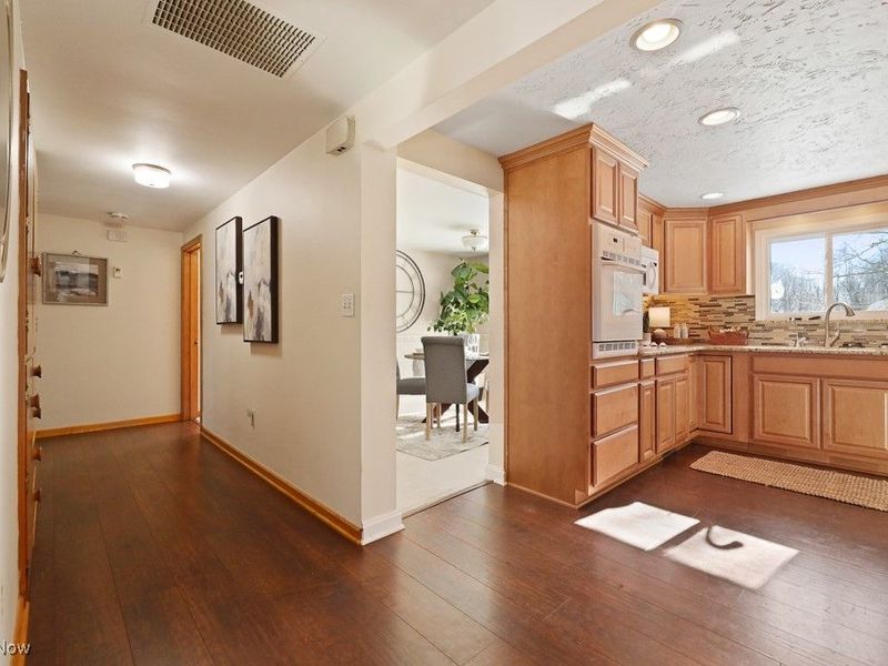 14580 Cenfield Street NE, Alliance, OH 44601 Photo 7