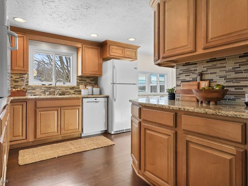 14580 Cenfield Street NE, Alliance, OH 44601 Photo 8