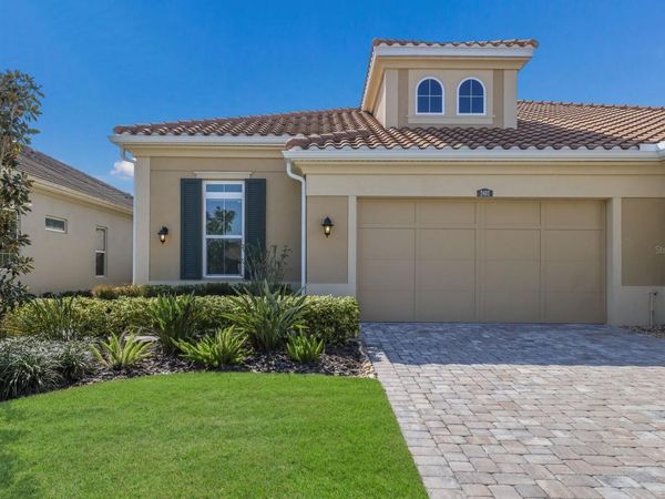 2402 STARWOOD COURT, LAKEWOOD RANCH, FL 34211