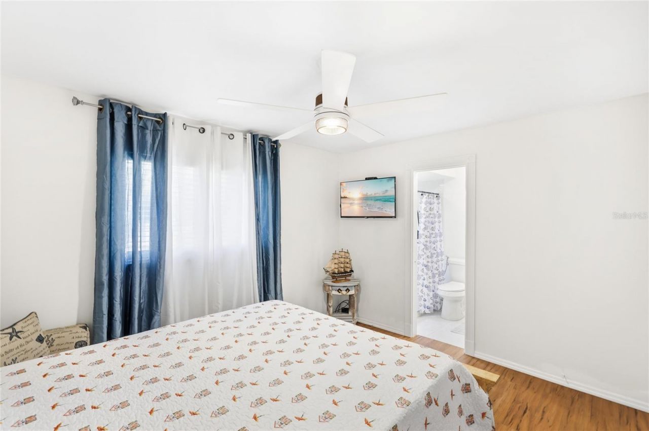 659 N Jefferson Avenue, Unit 659, Sarasota, FL 34237 Photo