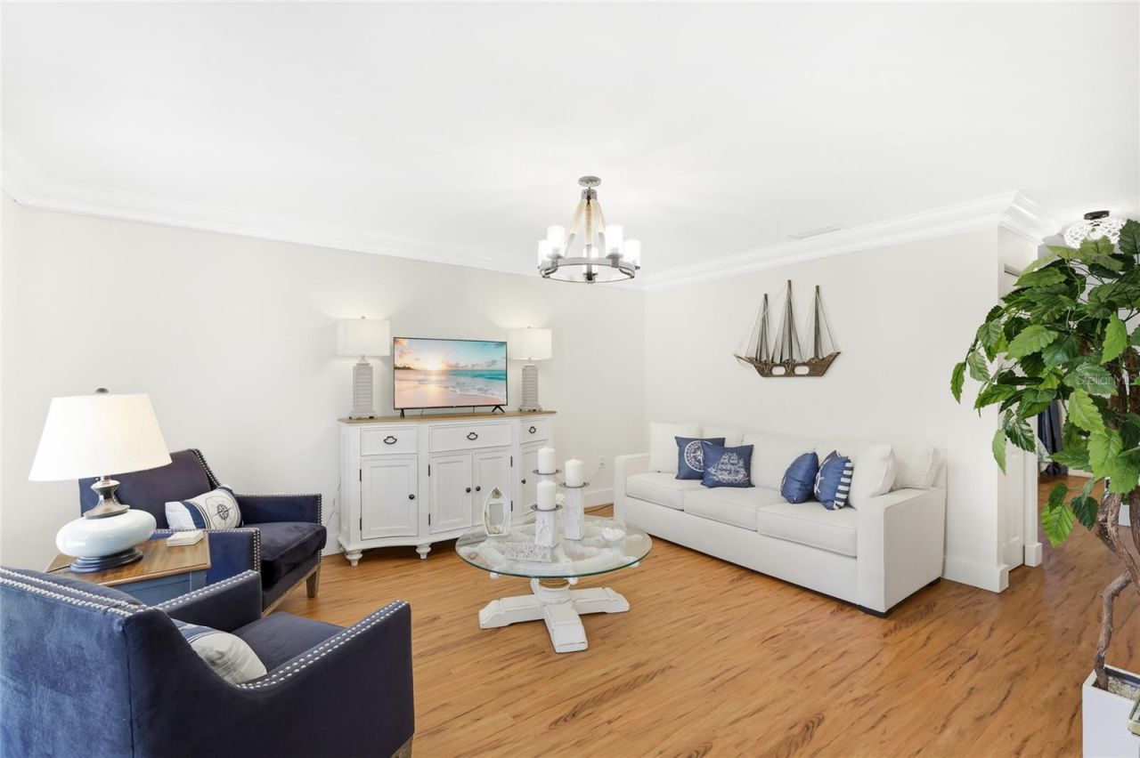 659 N Jefferson Avenue, Unit 659, Sarasota, FL 34237 Photo