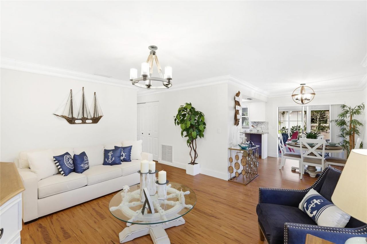 659 N Jefferson Avenue, Unit 659, Sarasota, FL 34237 Photo