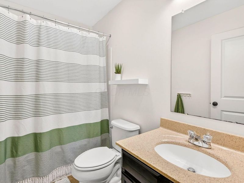 631 Rolling Acre Drive, Lithopolis, OH 43136 Photo 22