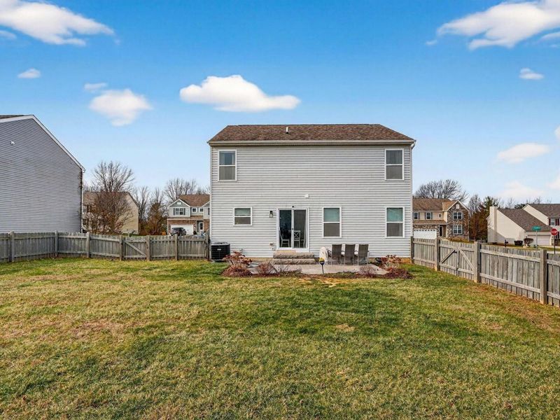 631 Rolling Acre Drive, Lithopolis, OH 43136 Photo 7