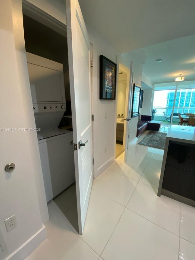 1080 Brickell Ave, Unit 3004, Miami, FL 33131 Photo