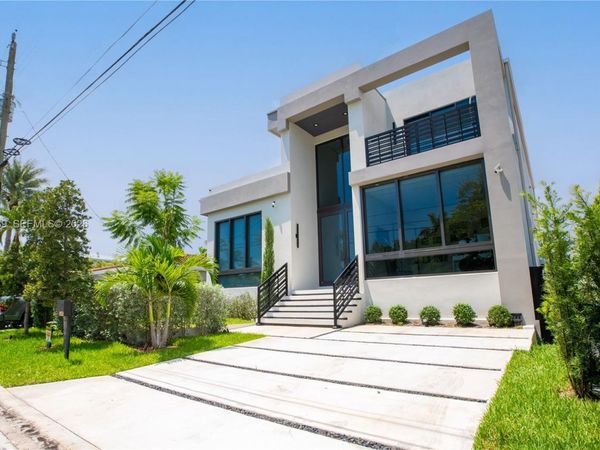 8826 Froude Ave, Surfside, FL 33154