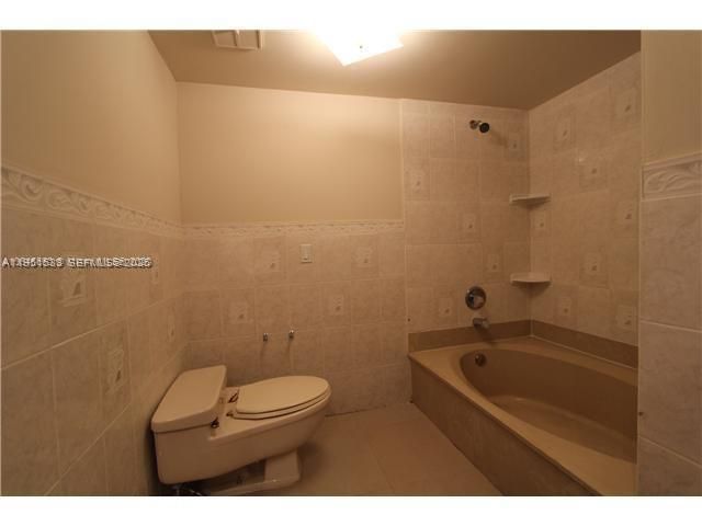 21075 NE 34th Ave, Unit 103-2, Aventura, FL 33180 Photo