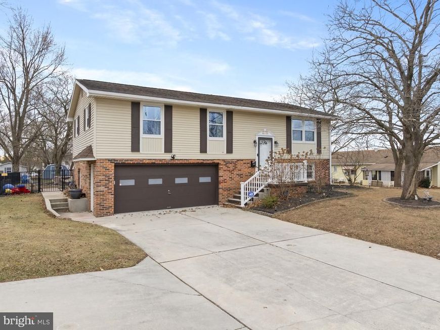 100 Hoke Drive, Gettysburg, PA 17325 Main Photo