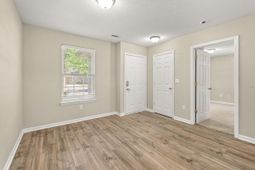 8008 Vermont Road photo 4