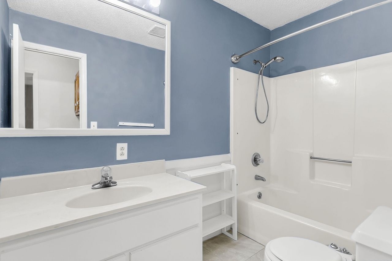 1677 Clearview Drive Photo 18