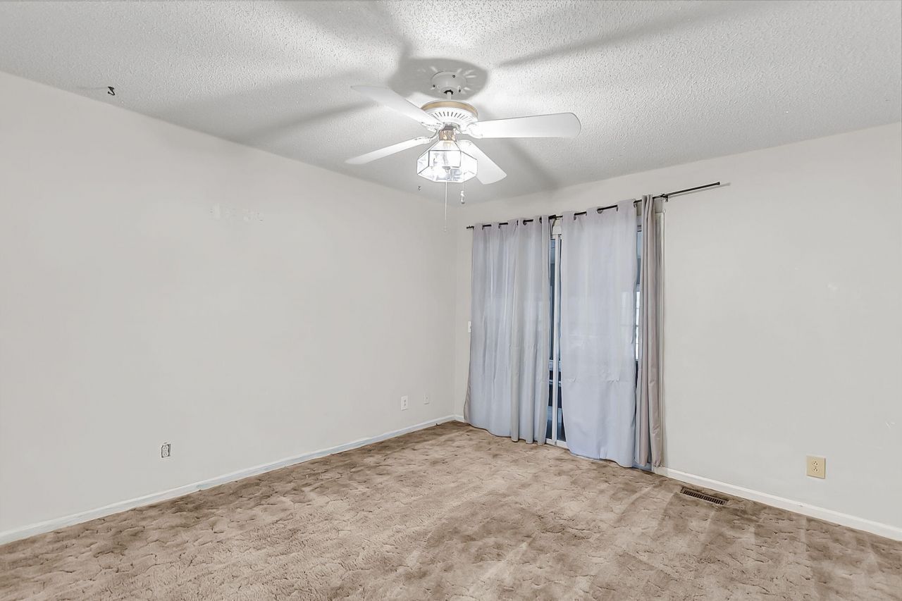 1677 Clearview Drive Photo 27