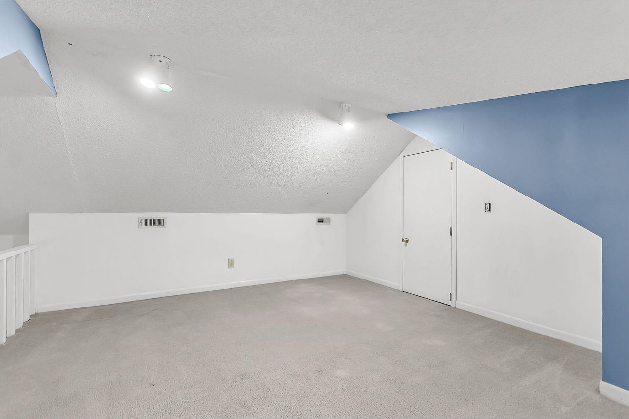 1677 Clearview Drive Photo 31