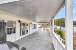 1677 Clearview Drive photo 4