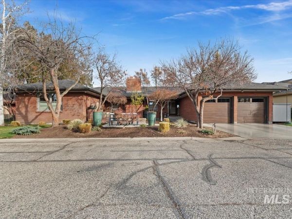 4814 W Roberts Rd, Boise, ID 83705