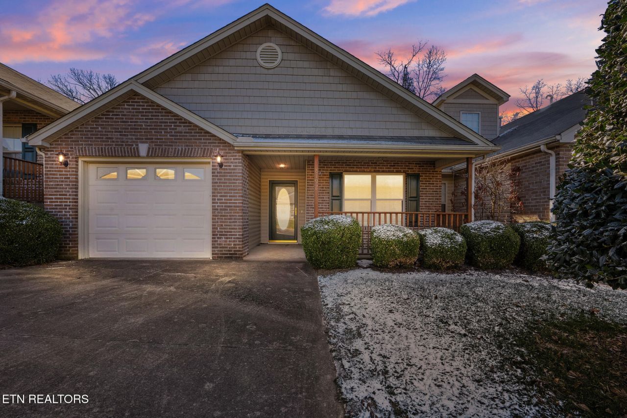 8192 Pepperdine Way, Knoxville, TN 37923 Main Photo