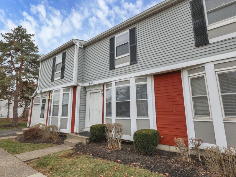 818 Annagladys Drive, Unit A2, Columbus, OH 43085 Photo 2
