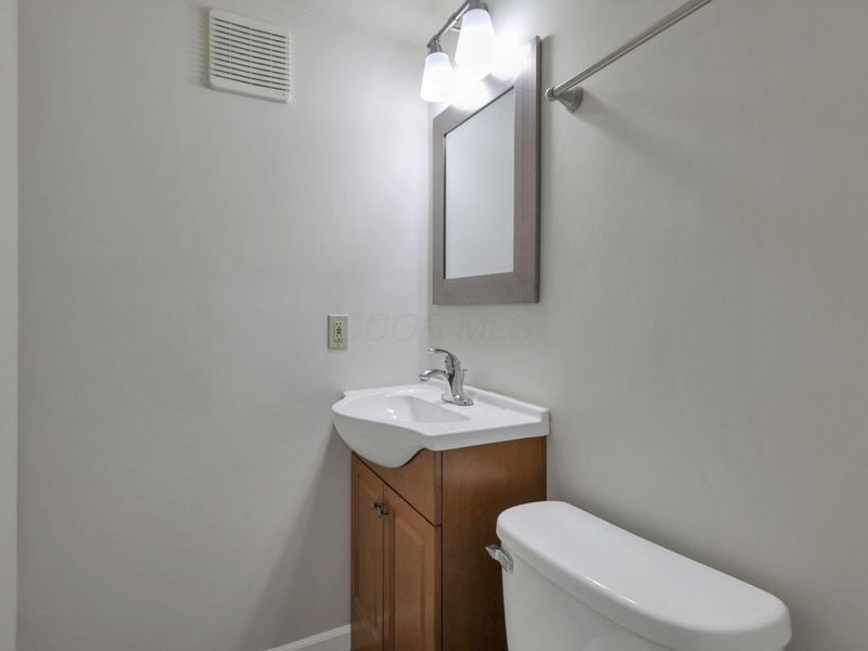 818 Annagladys Drive, Unit A2, Columbus, OH 43085 Photo 26