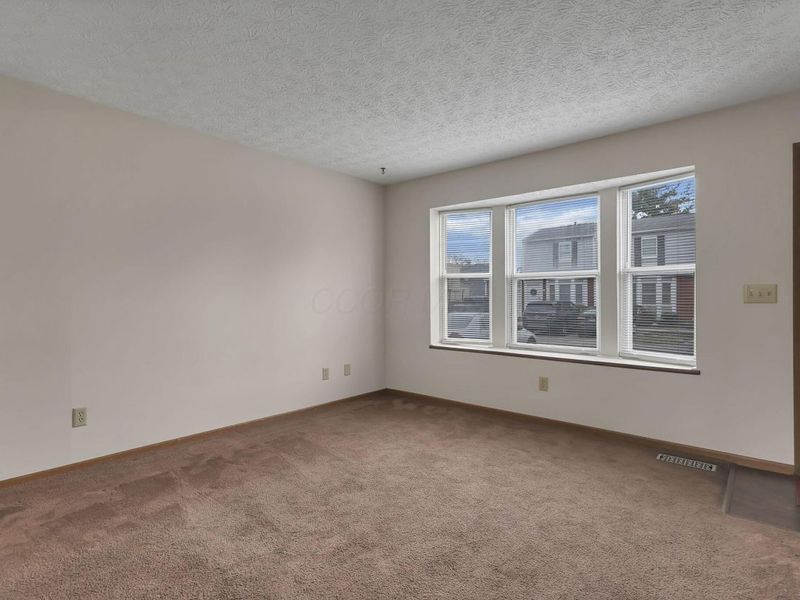 818 Annagladys Drive, Unit A2, Columbus, OH 43085 Photo 7