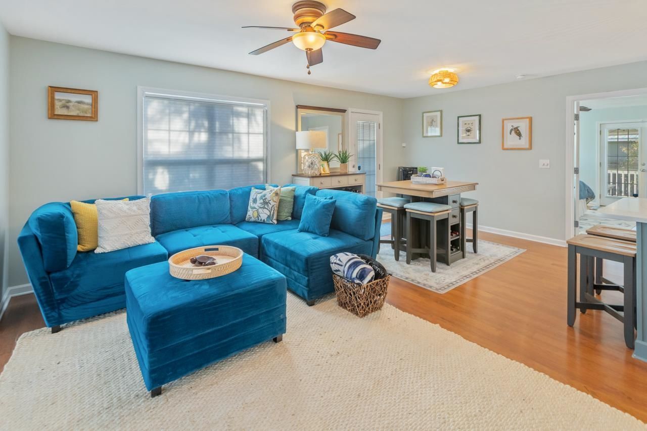 329 15th Ave. S Photo 10